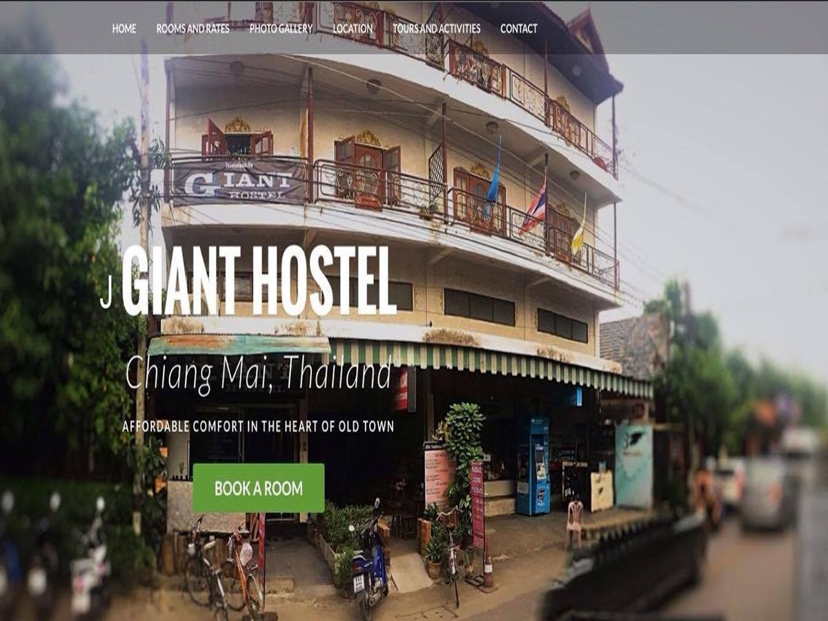 J Giant Hostel Чиангмай Екстериор снимка