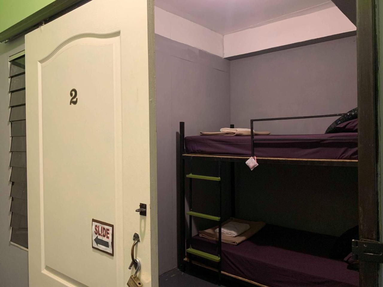 J Giant Hostel Чиангмай Екстериор снимка